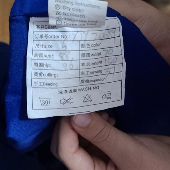 Prom dress - Picture 2 of 3